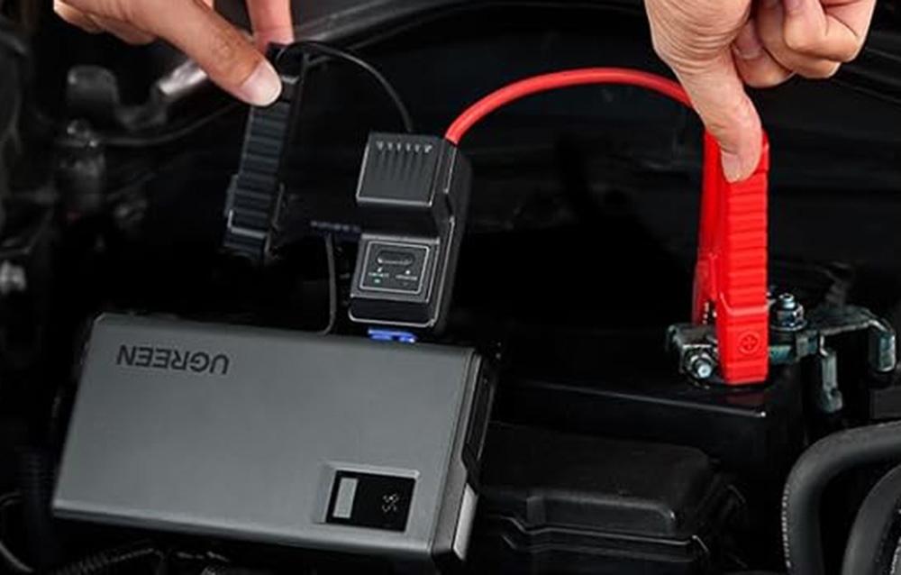 UGREEN ES702 12000mAh Jump Starter POWER PACK image 3
