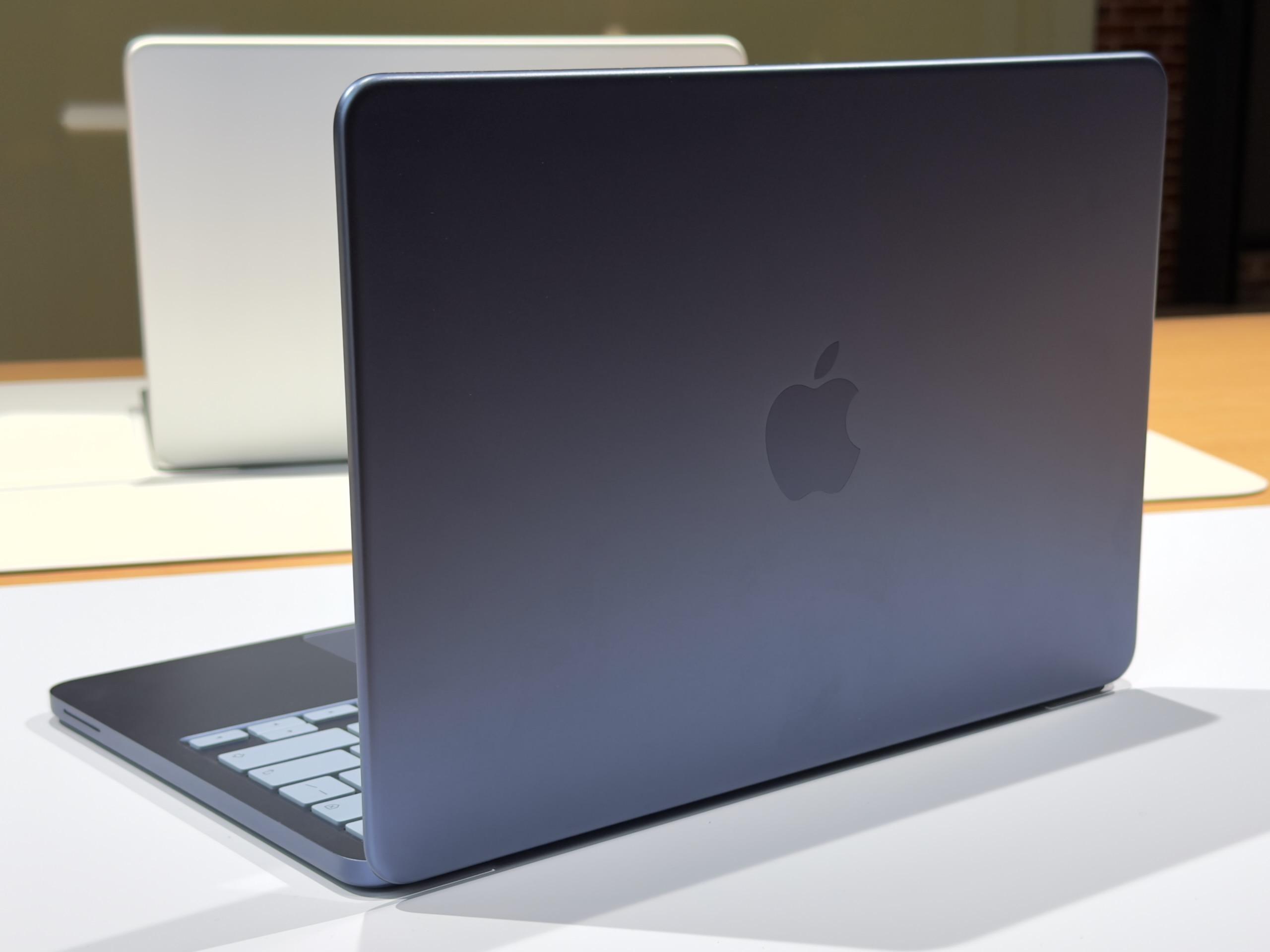 MacBook Neo 8GB 512GB image 3